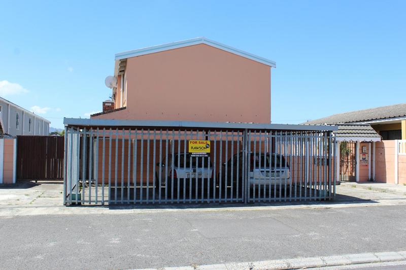 2 Bedroom Property for Sale in Goodwood Estate Western Cape